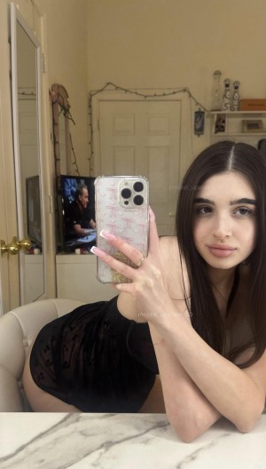 syrianaagodessa MoistUpstairs30 yourfavgodessa Nude Leaks OnlyFans Photos #3