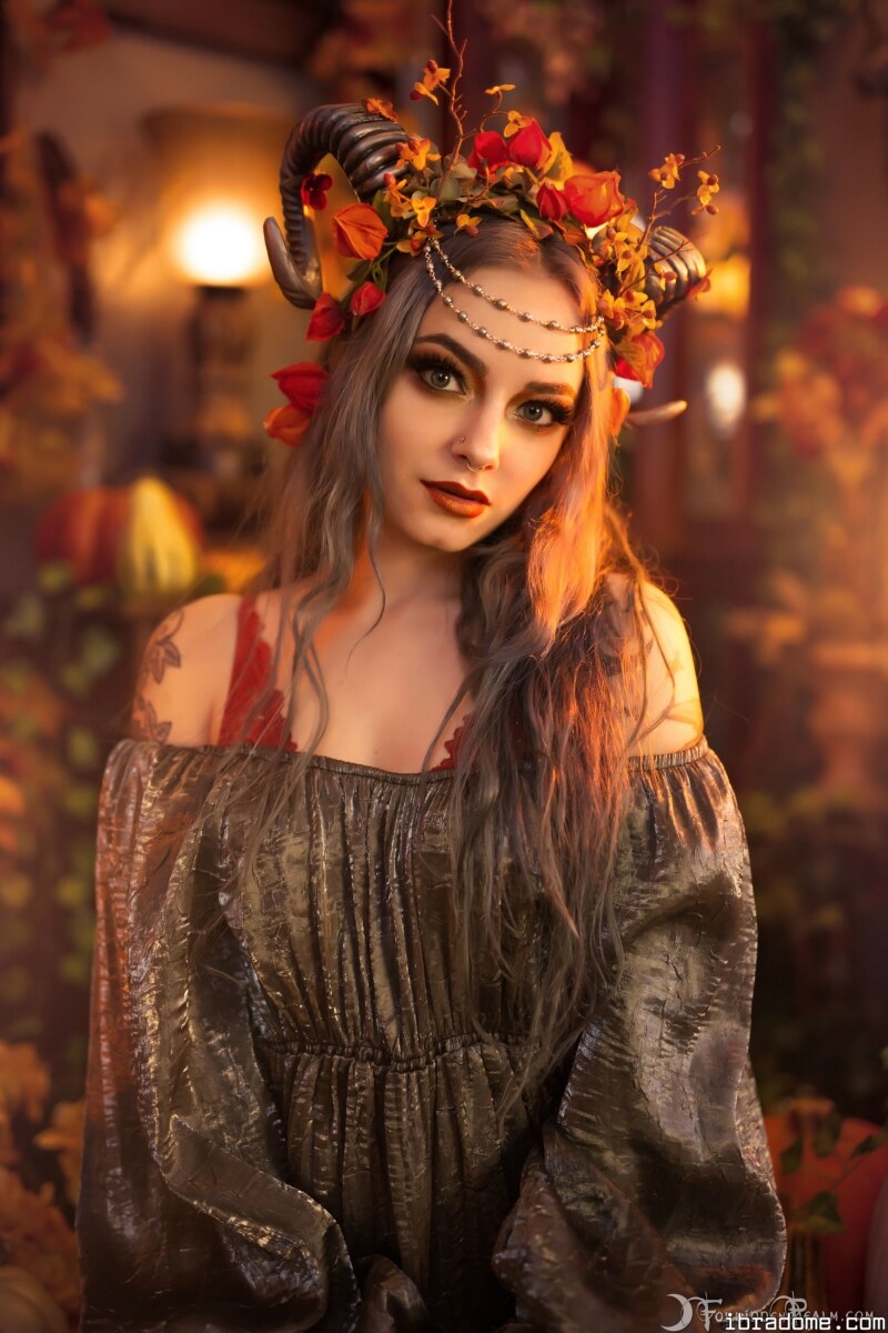 Genevieve Maenad (ForbiddenRealm) 22560