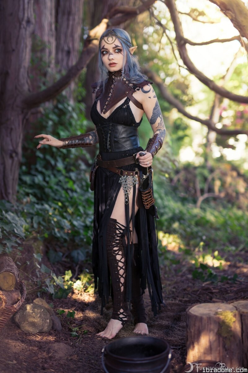 Genevieve The Mage Of Valenwood (ForbiddenRealm) 22741