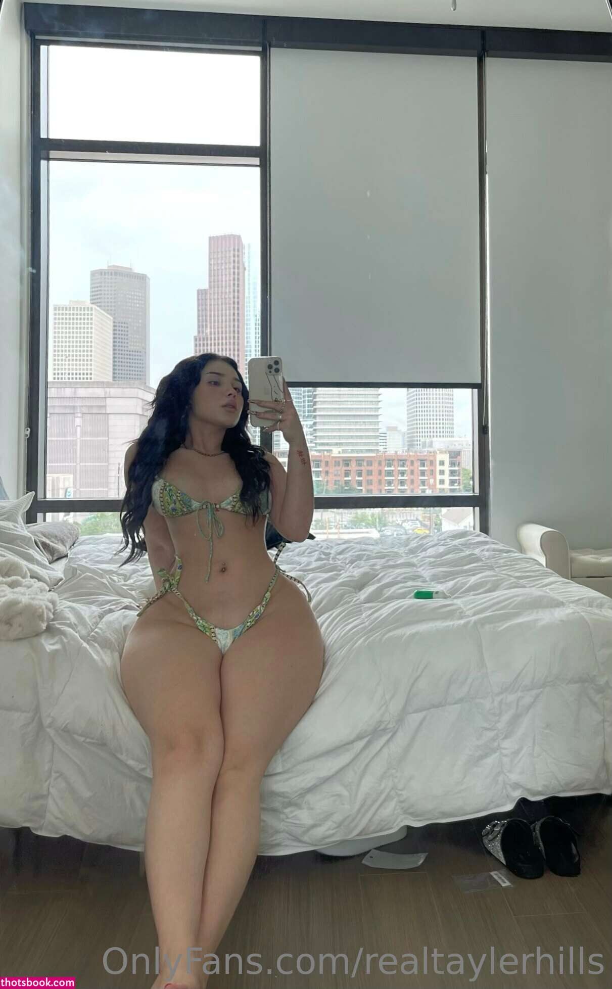 Tayler Hills Photos #1 139799