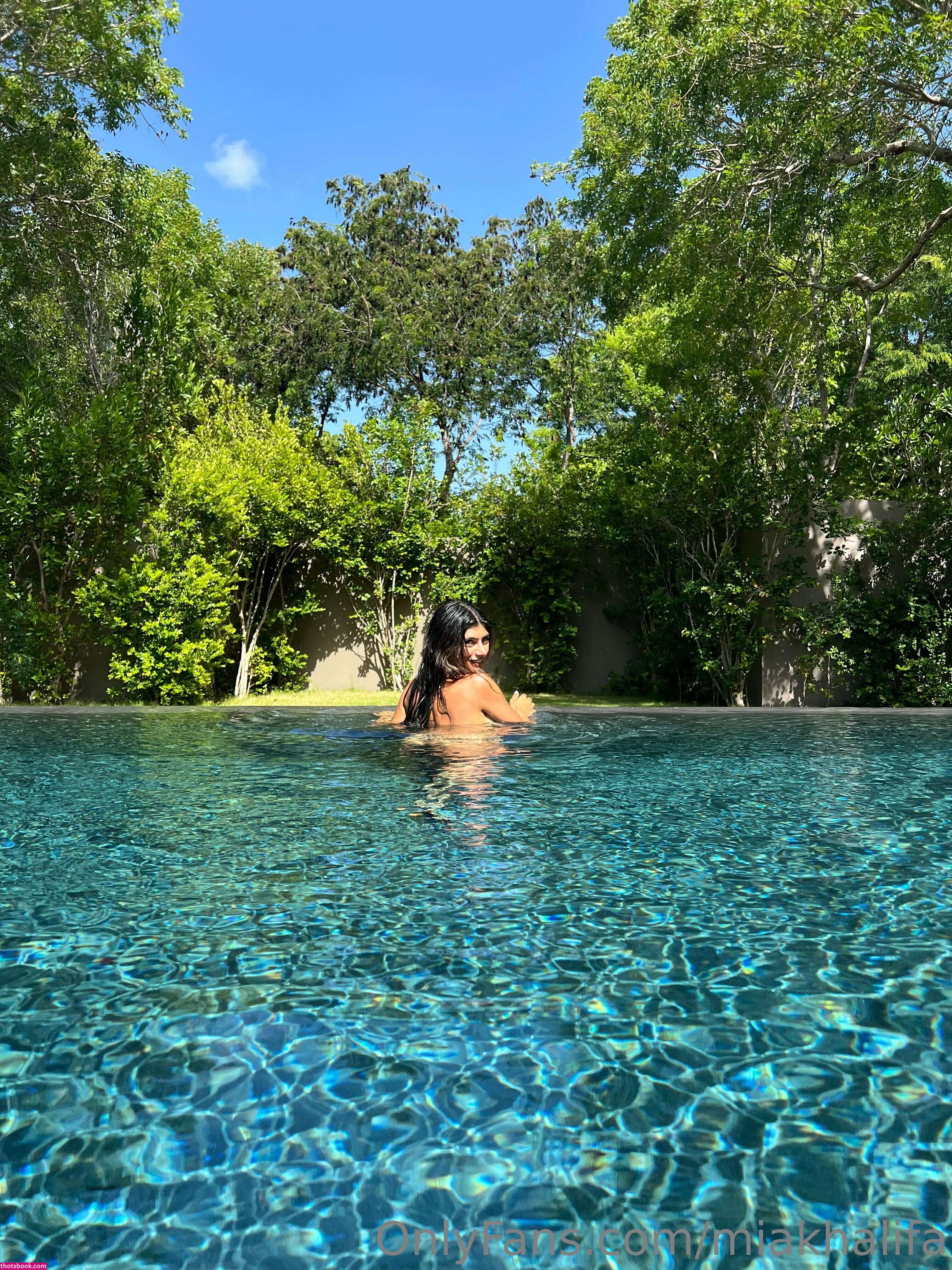 Mia Khalifa OnlyFans New photos #1 143857