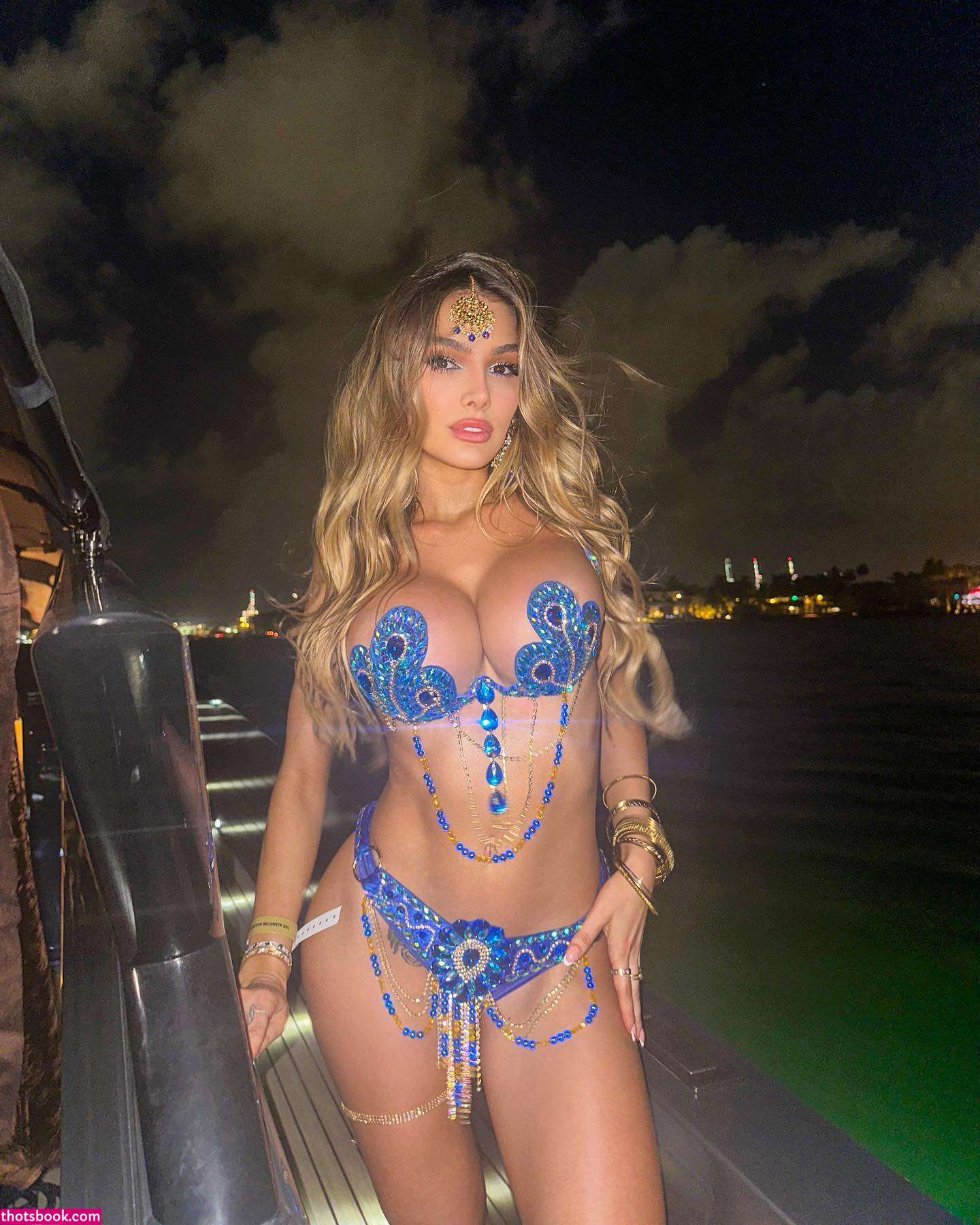 Lyna Perez Nude Photos #6 478575