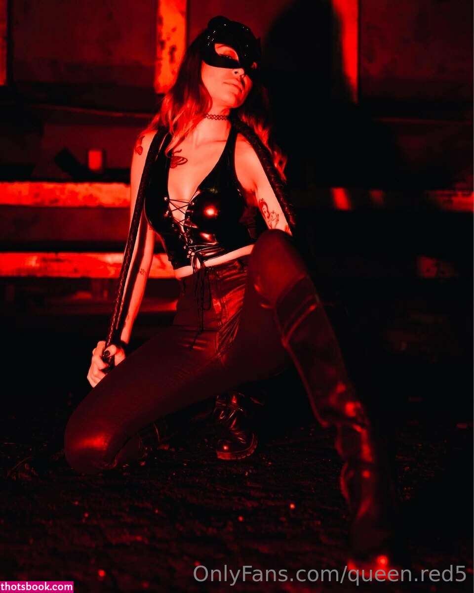 Queen Red Nude OnlyFans Photos #5 504660