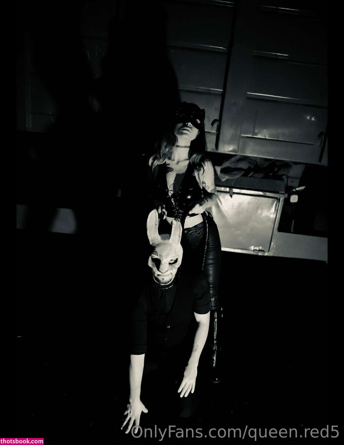 Queen Red Nude OnlyFans Photos #5 504664