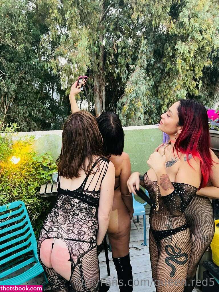 Queen Red Nude OnlyFans Photos #7 504674