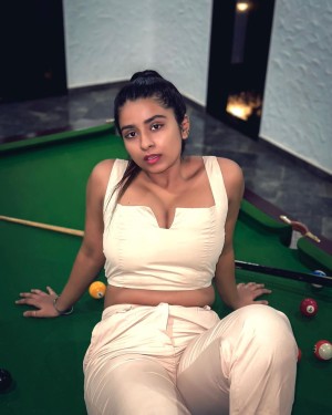 SUHANA KHAN Nude OnlyFans Photos #5