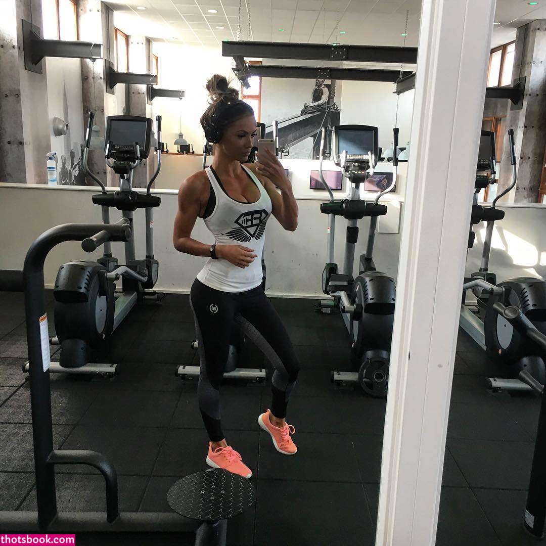 Anniek Van Kuelen Nude OnlyFans Photos #9 474994