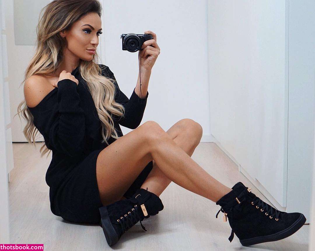 Anniek Van Kuelen Nude OnlyFans Photos #9 474997