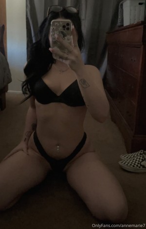 Anniemarie7 Little22lady Honeybabylo Nude Leaks OnlyFans  Photos #4