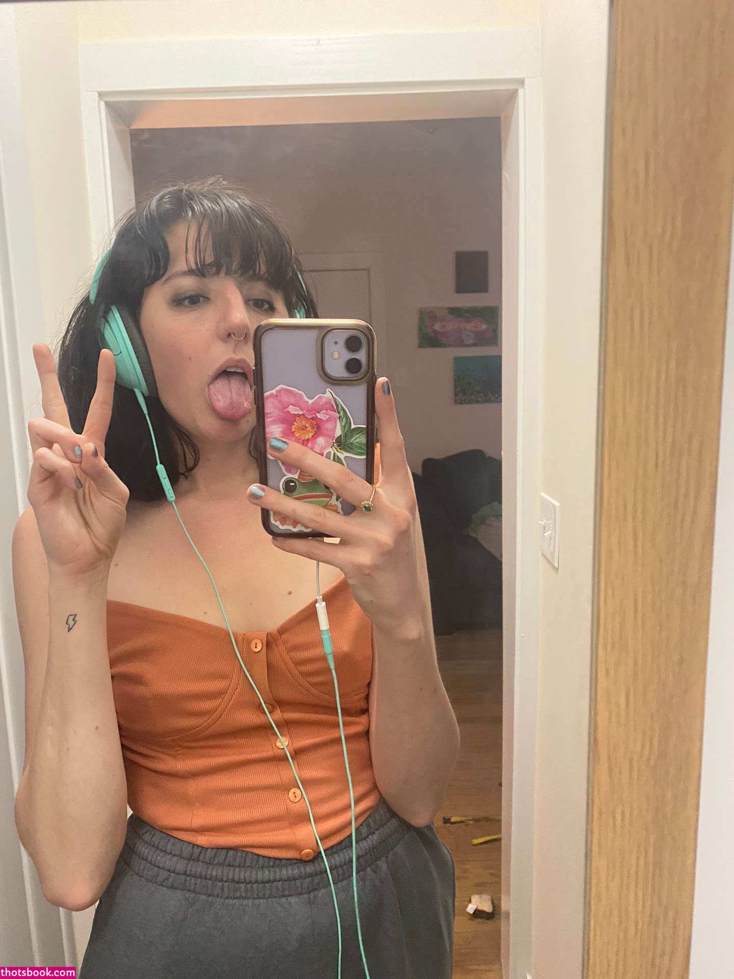 Old lotion Nude Leaks OnlyFans Photos #9 1391327