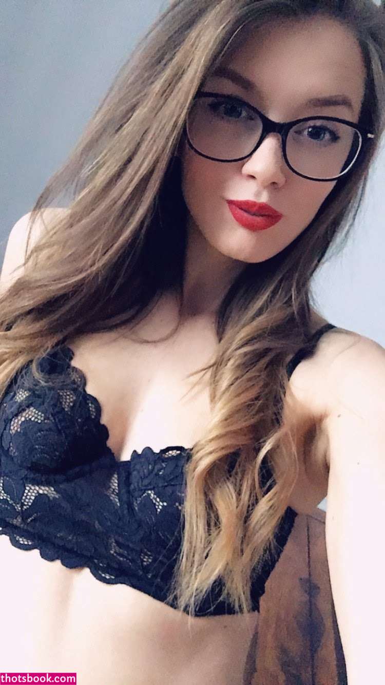 mirbee mirella mirbeemfc Nude Leaks OnlyFans Photos #5 1336276