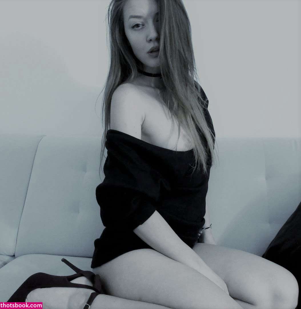 mirbee mirella mirbeemfc Nude Leaks OnlyFans Photos #6 1336287