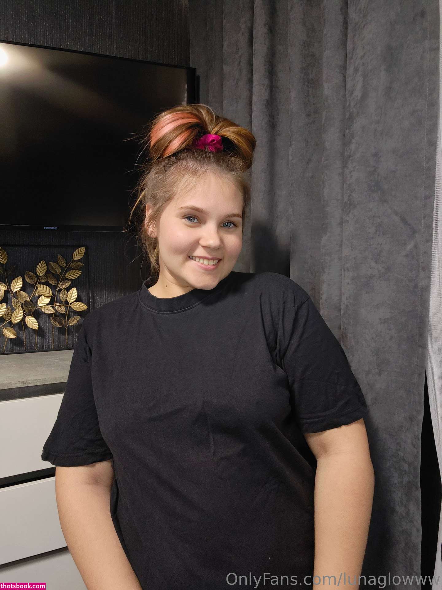 lunaauraaa lunaglowww LunaGlow Nude Leaks OnlyFans Photos #4 1400494