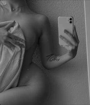 Lara mde Nude Leaks OnlyFans Photos #5