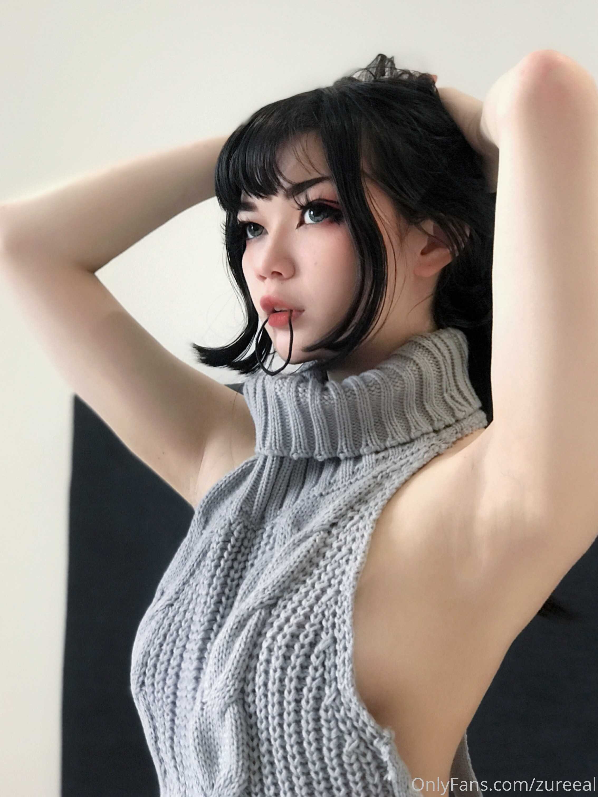 Zureeal Onlyfans Leaked Photos 97203