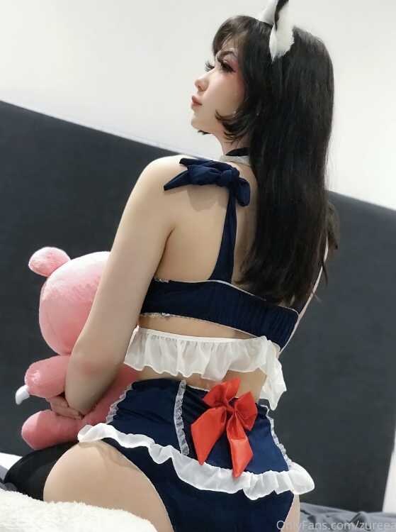 Zureeal Onlyfans Leaked Photos 97216