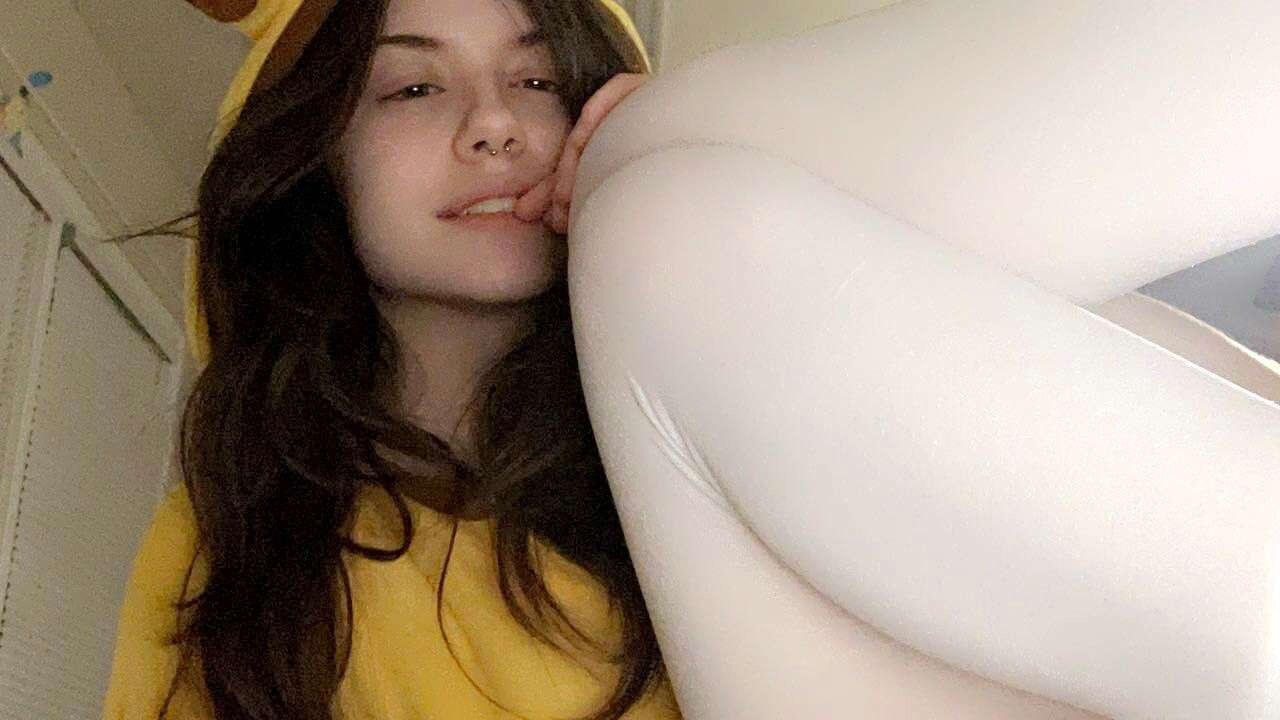 AesheticallyHannah Pikachu Onesie 91450