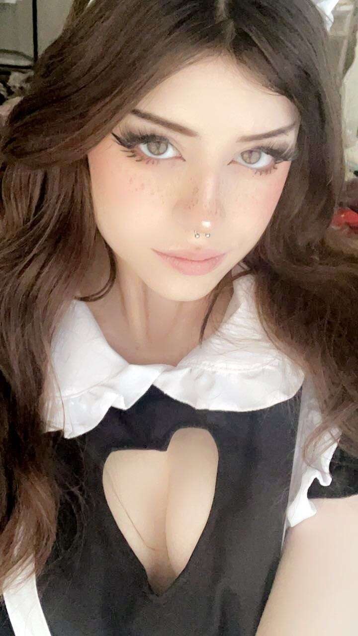 AesheticallyHannah Maid 91547