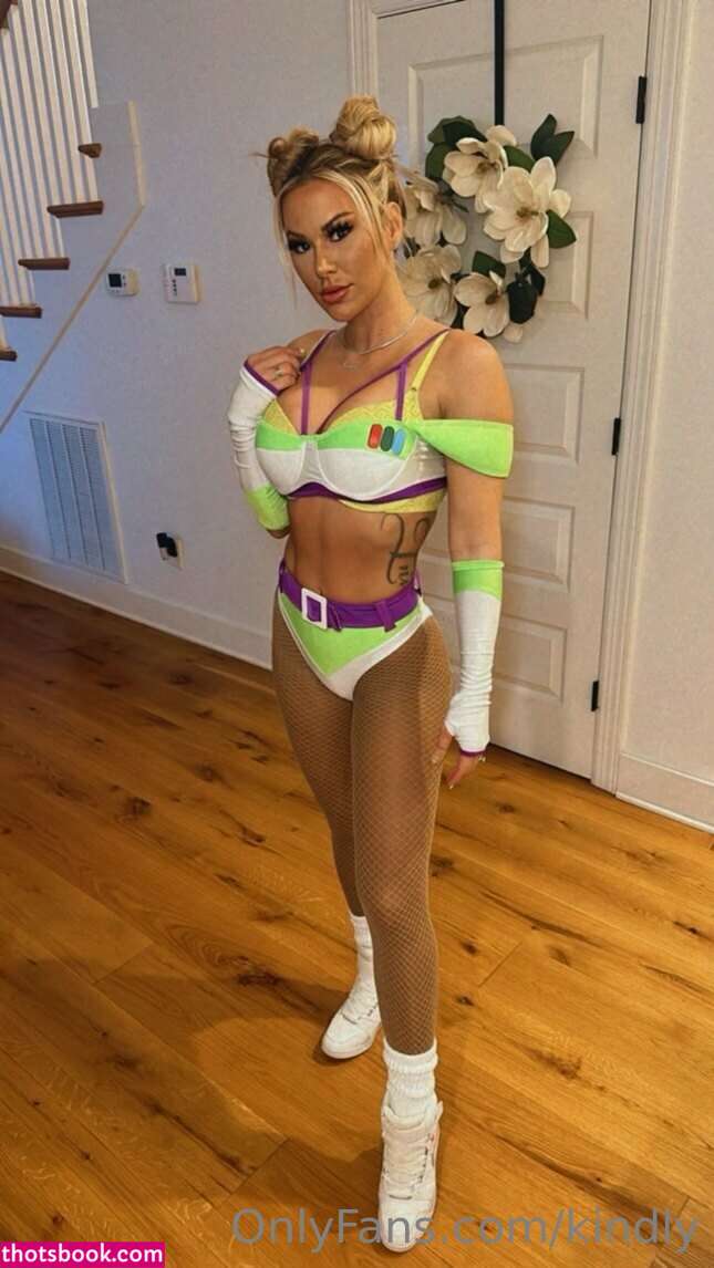 Kindly Myers OnlyFans Photos #13 229589