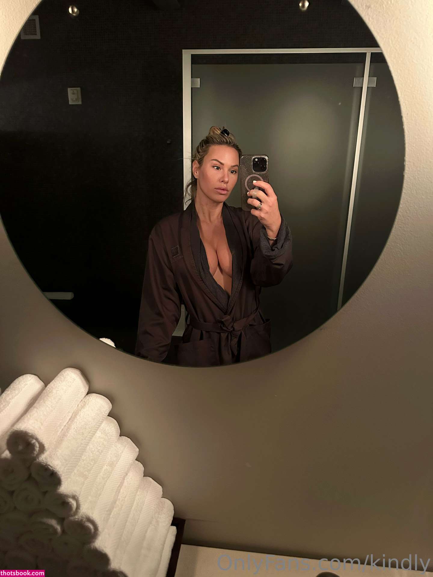 Kindly Myers OnlyFans Photos #17 229884