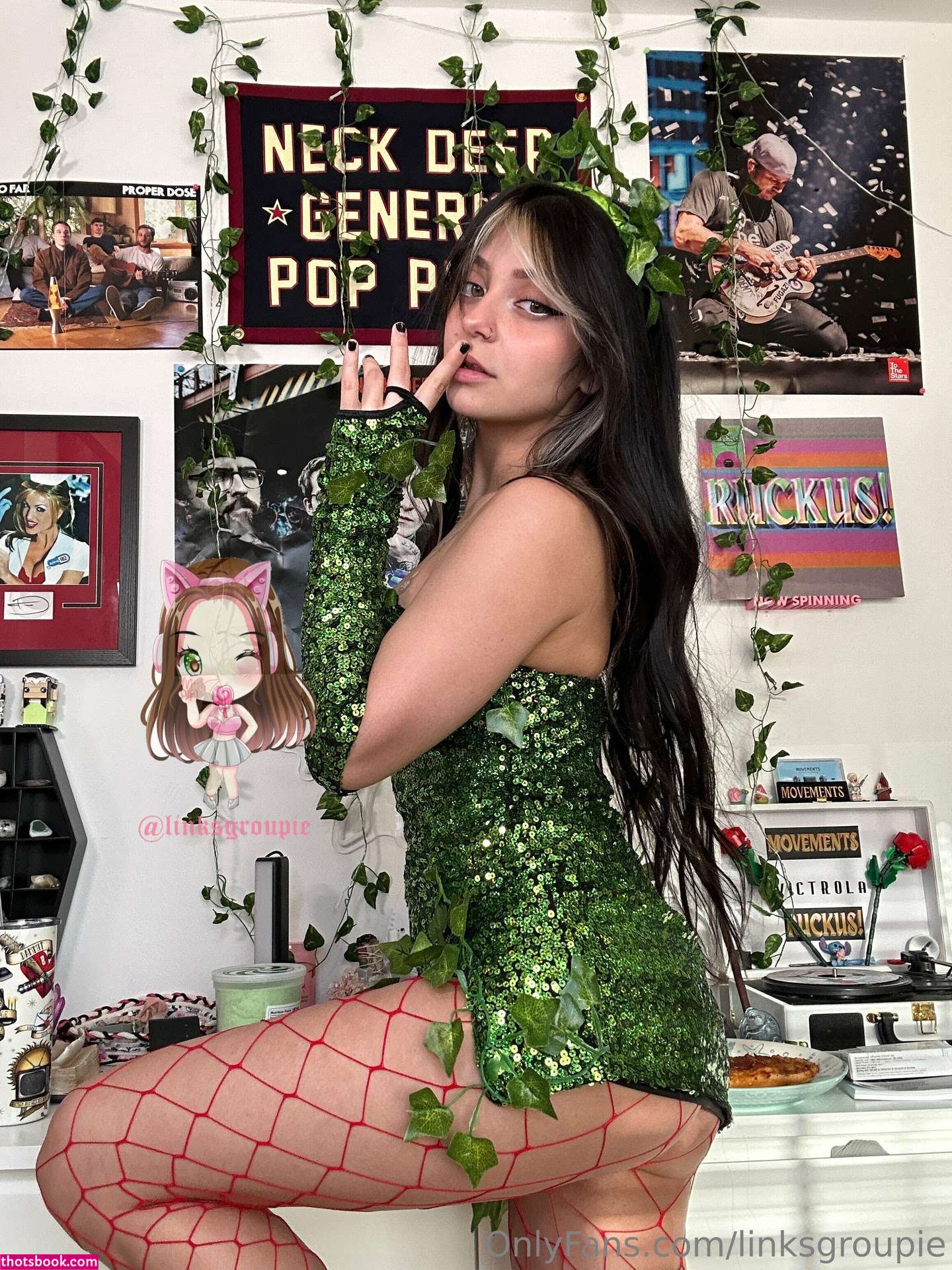 Linksgroupie Mariah Crooke Nude OnlyFans Photos #6 919397