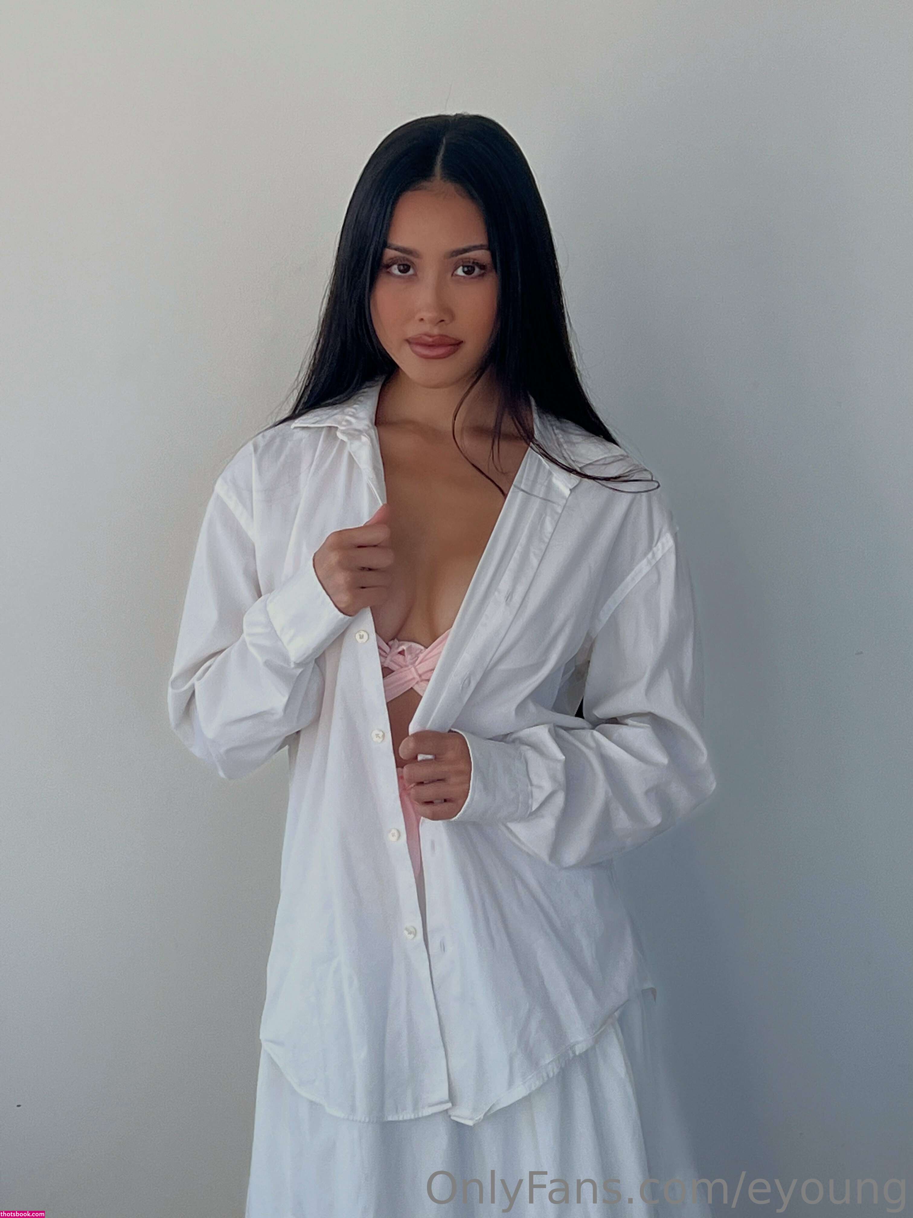 eyoung Nude OnlyFans Photos #12 924115