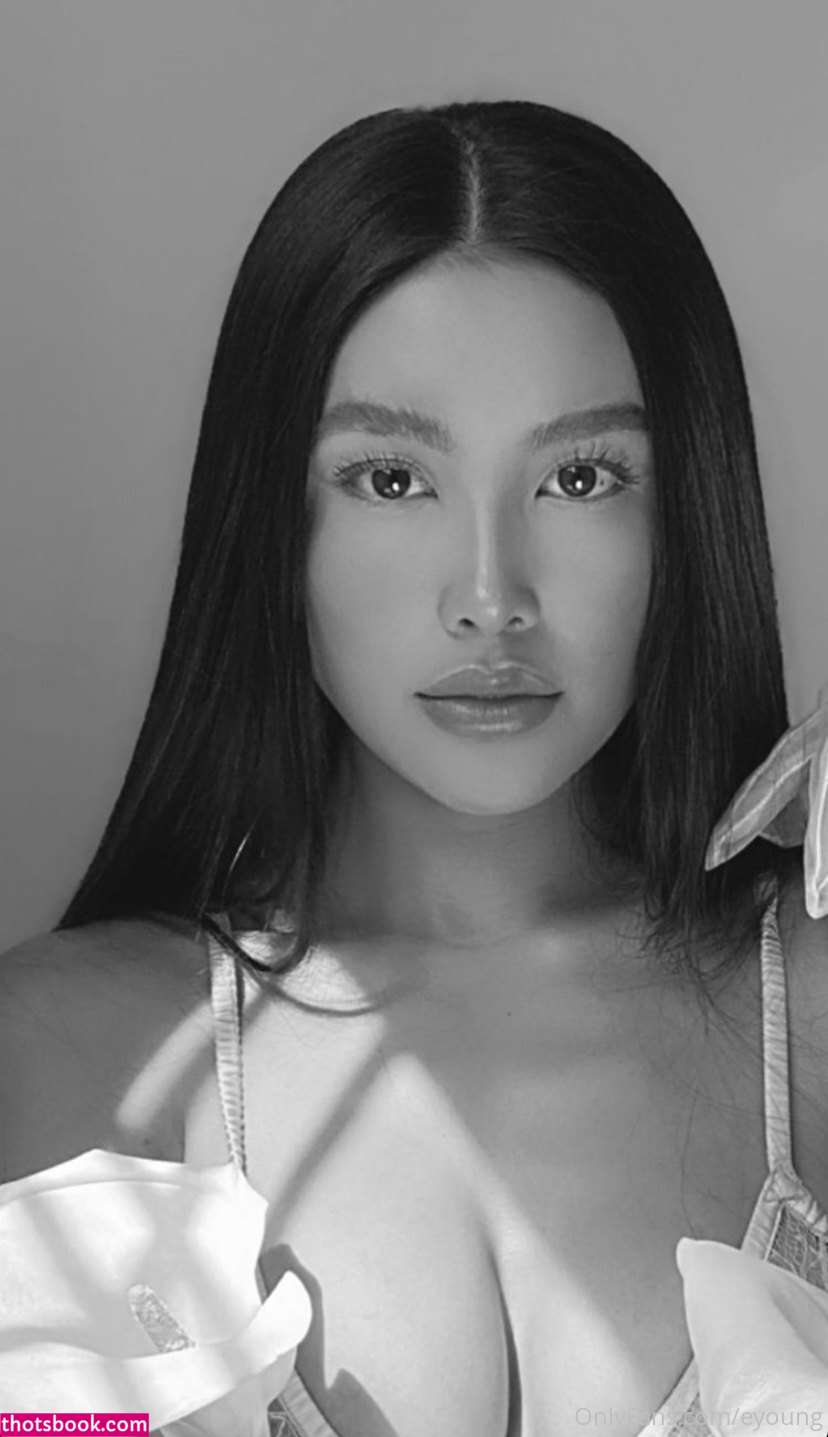 eyoung Nude OnlyFans Photos #12 924124