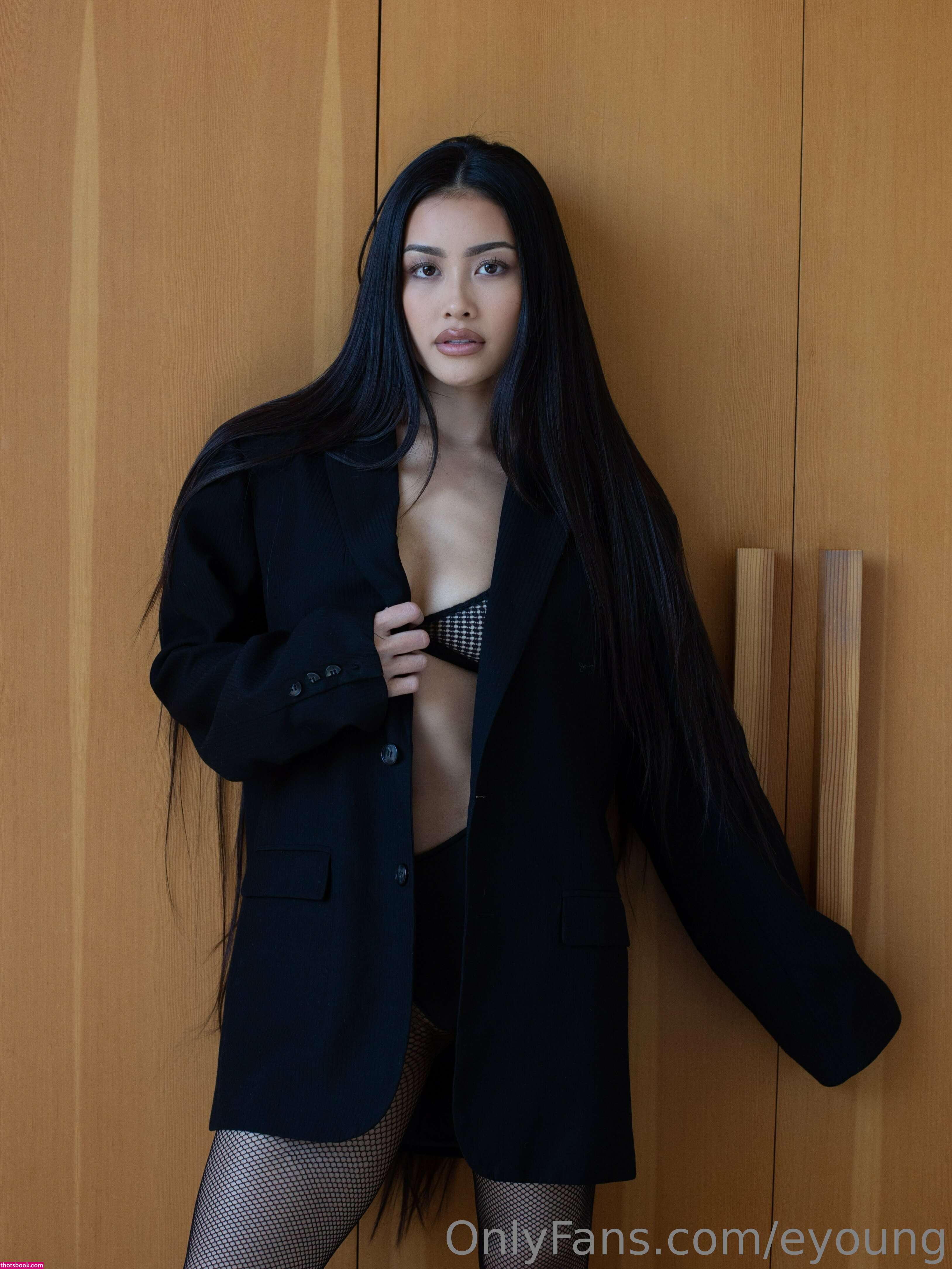 eyoung Nude OnlyFans Photos #3 923084