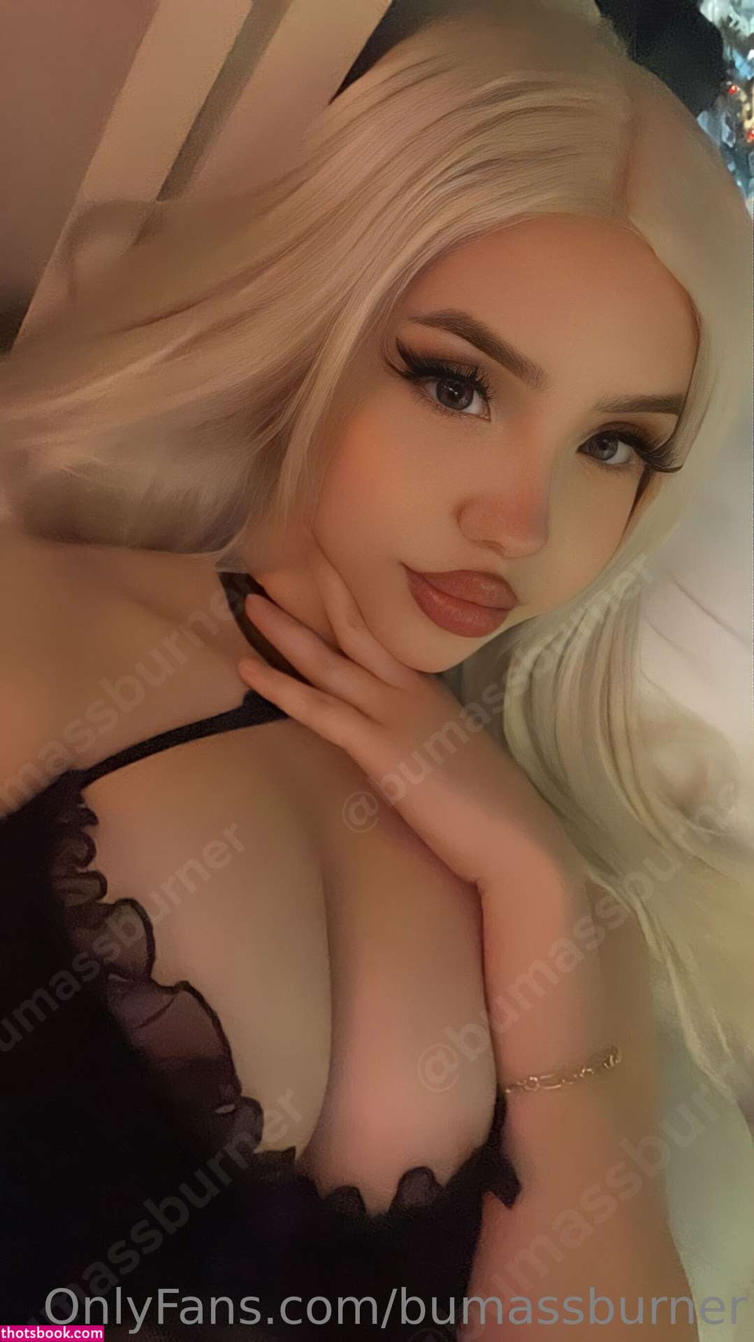 Waifuafterhours yurrrilol azulaasky azulaskyy Nude OnlyFans Photos #11 929499