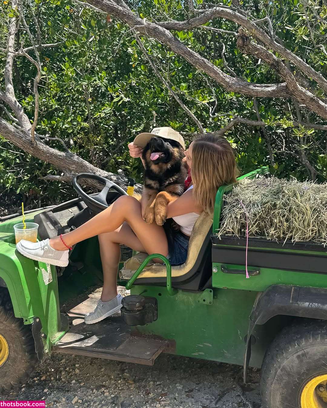 Sydney Sweeney Nude Leaks OnlyFans Photos #17 1689438