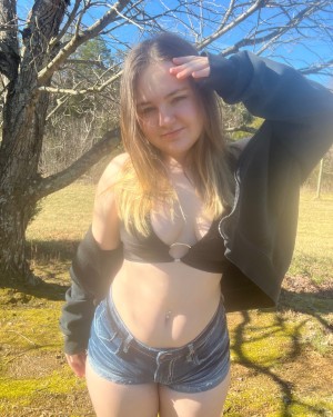 Itzgracierobbins Gracie Robbins Nude Leaks OnlyFans Photos #2