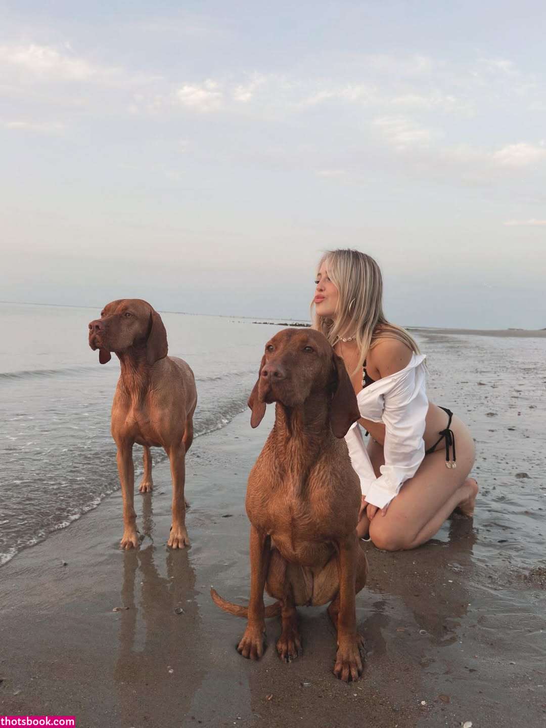 Sterre Meijer surfsterre Nude Leaks OnlyFans Photos #11 1703784