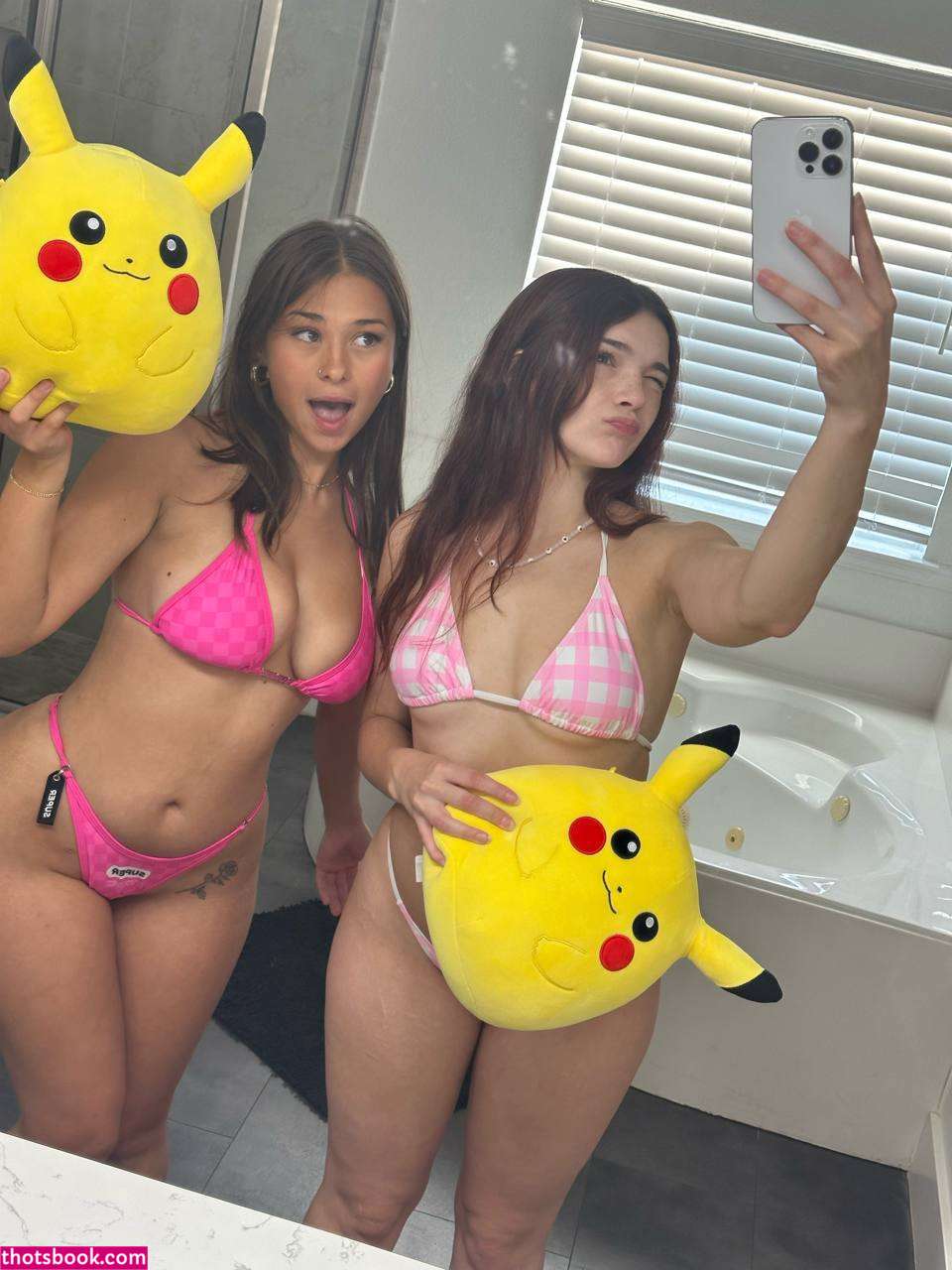 ovwvousky summerxiris Nude Leaks OnlyFans Photos #19 1696649