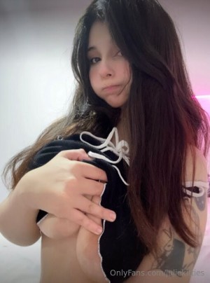 Julie Kitty juliekitties juliekitti Nude Leaks OnlyFans Photos #1