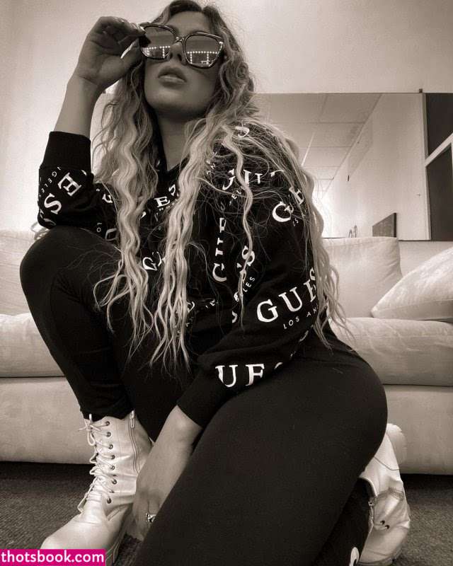 Fatima Segovia La Chuecona Nude Leaks OnlyFans Photos #4 1698045