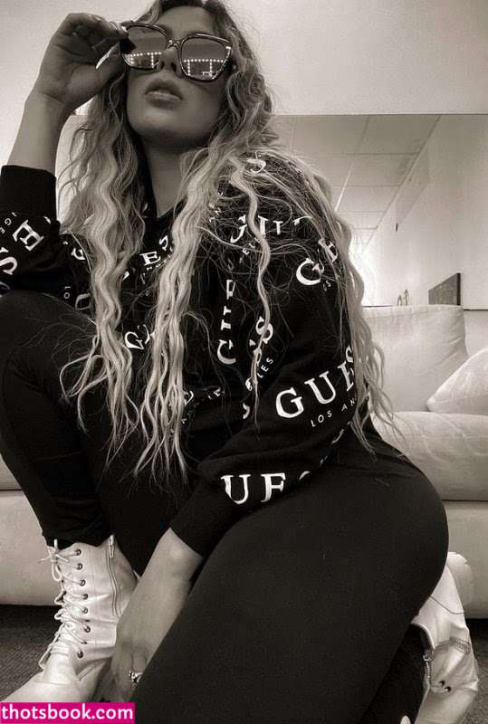 Fatima Segovia La Chuecona Nude Leaks OnlyFans Photos #4 1698050