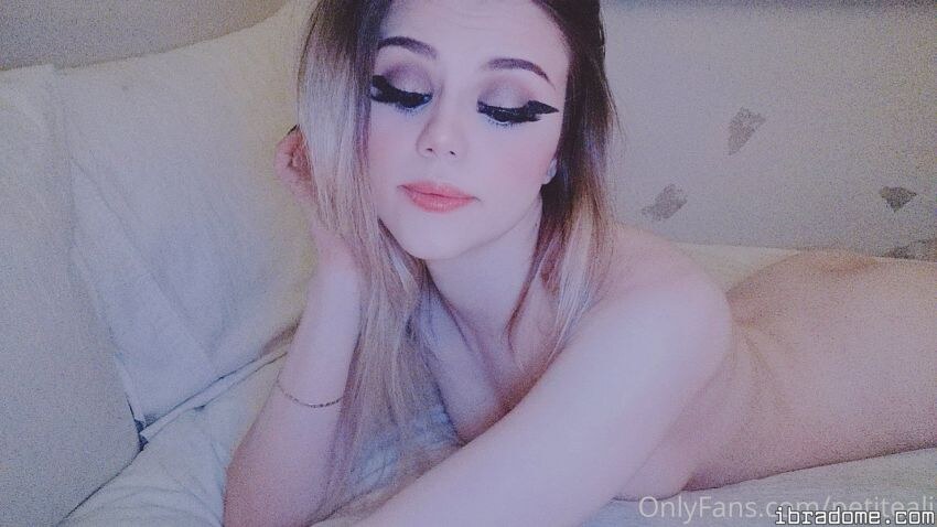 Petiteali Onlyfans Nude Leaked Littlealii Teen Photos 47243