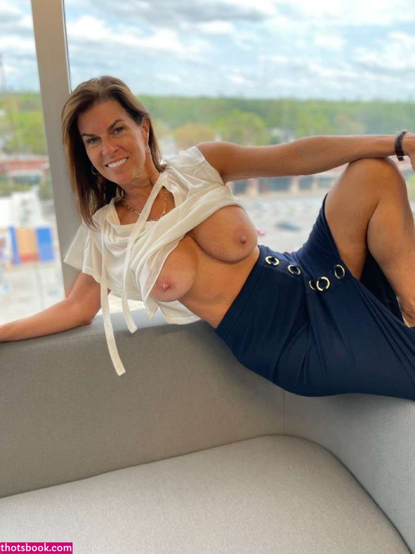 Mary Burke  SexyMilfMary OnlyFans Photos #2 206743