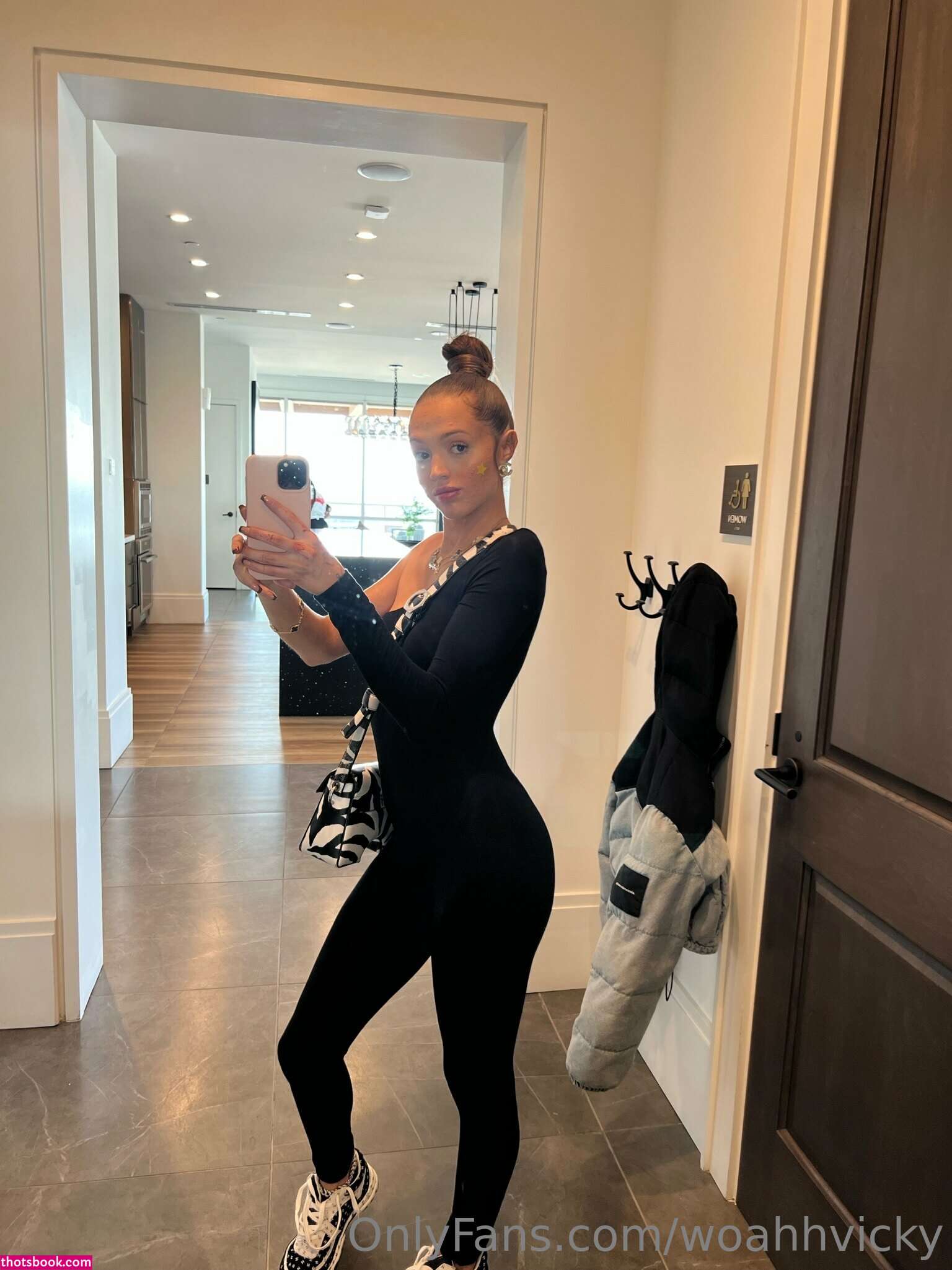 Woah Vicky Nude OnlyFans Photos #1 859924