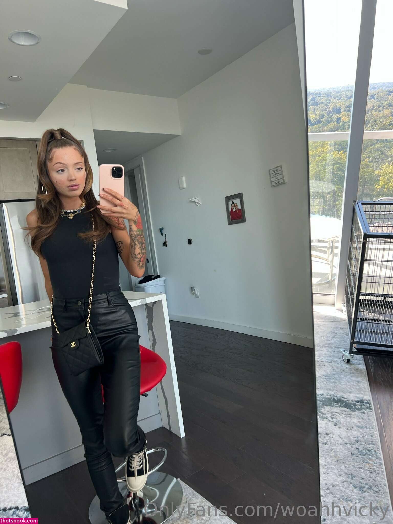 Woah Vicky Nude OnlyFans Photos #4 859974