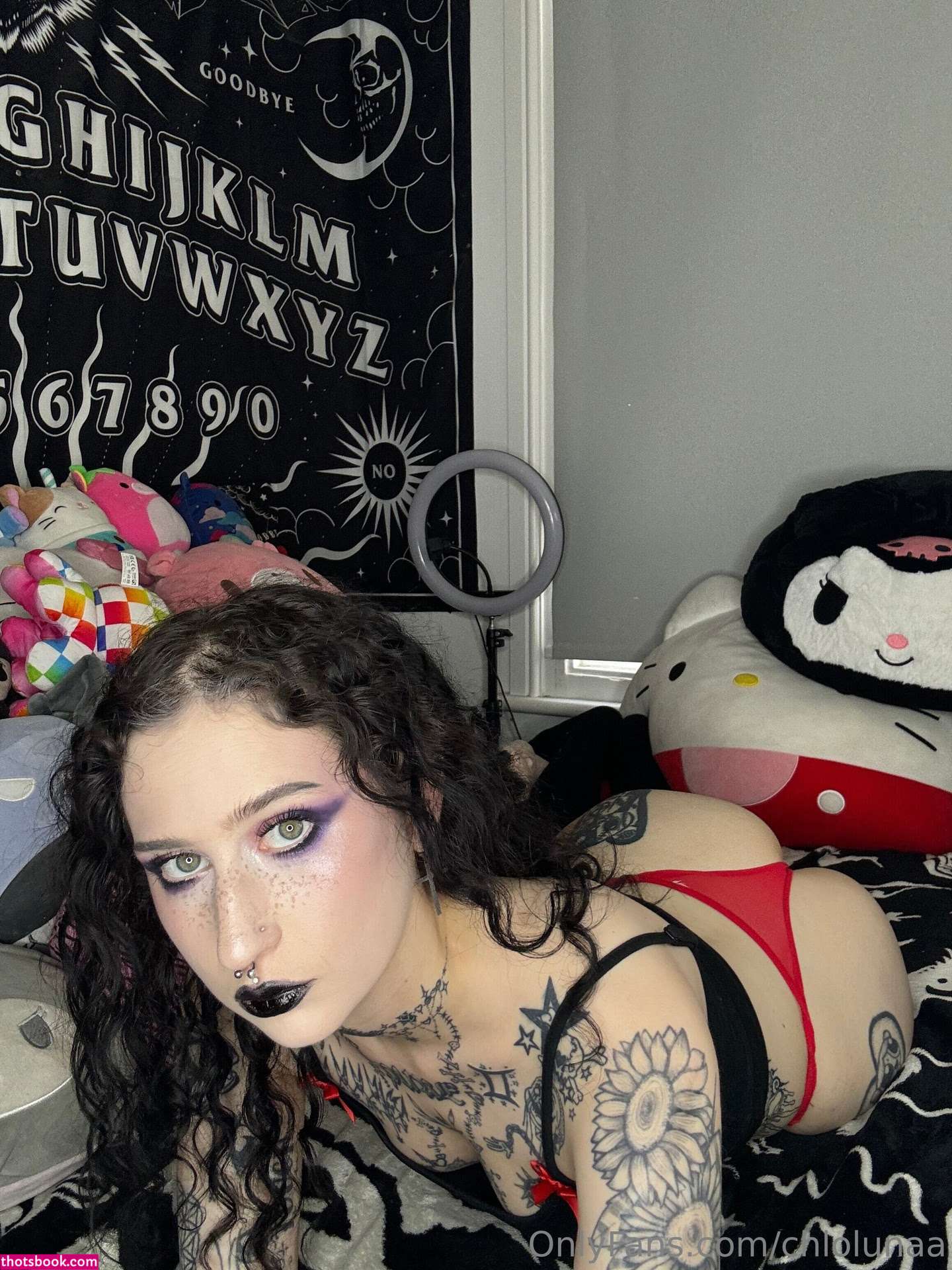 obedientslxt obedientxslut Baby Girl Chlo Nude OnlyFans Photos #3 817033