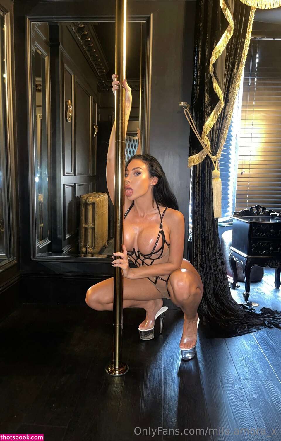 milaxxxvip mila amora Nude OnlyFans Photos #1 856677