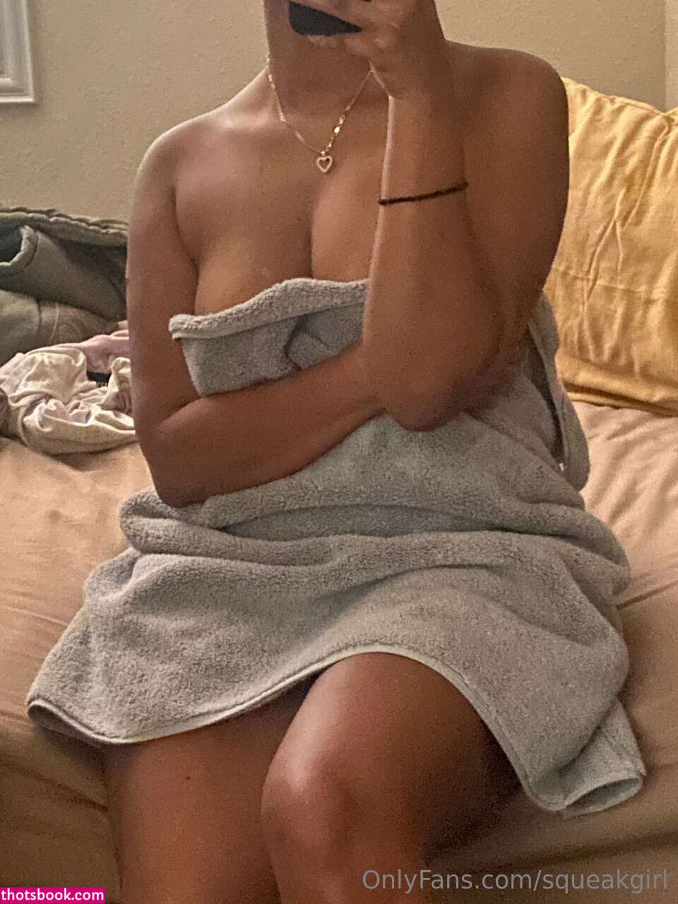 Squeakgirl aaaarryynn squeakels Squeakybbg Nude Leaks OnlyFans Photos #3 1633935