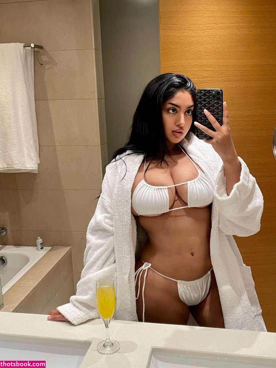 arianasayani Nude Leaks OnlyFans Photos #4 1661124