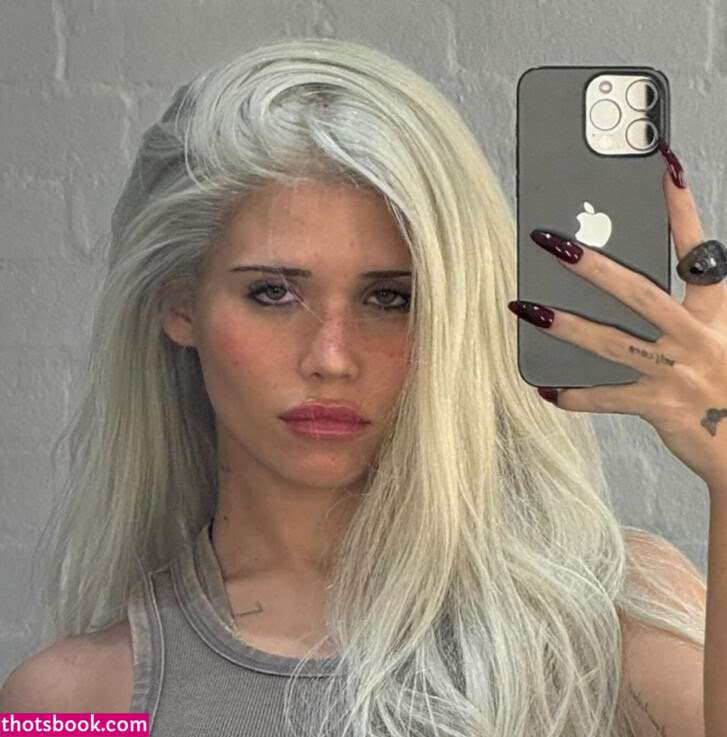 Nessa Barrett Nude Leaks OnlyFans Photos #3 1669477