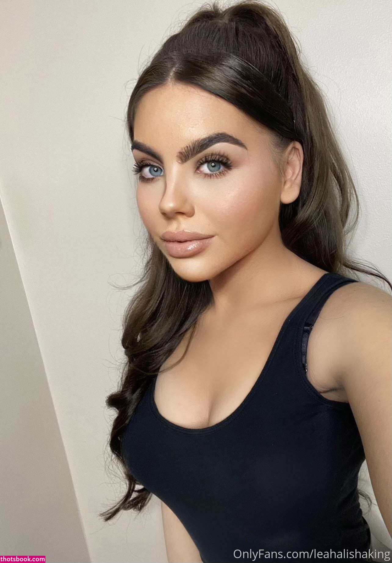 Leahalishaking Nude Leaks OnlyFans Photos #3 1631947