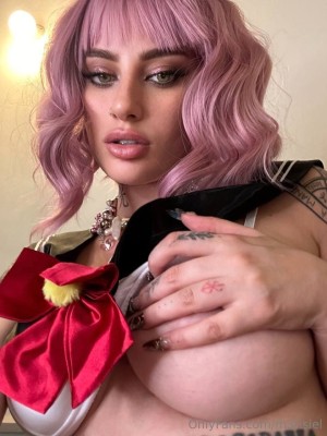 Merisiel Irum Nude Leaks OnlyFans Photos #28