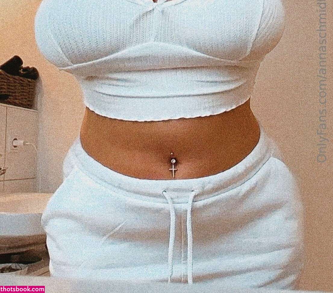 Anna Schmidt Nude Leaks OnlyFans Photos #1 1646137