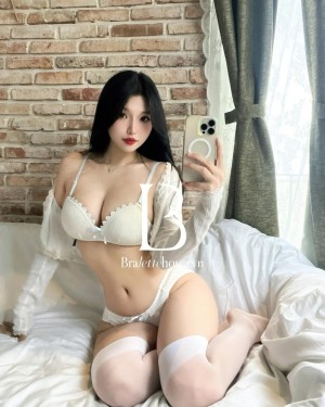 Duyenn Hipp Nude Leaks OnlyFans Photos #1