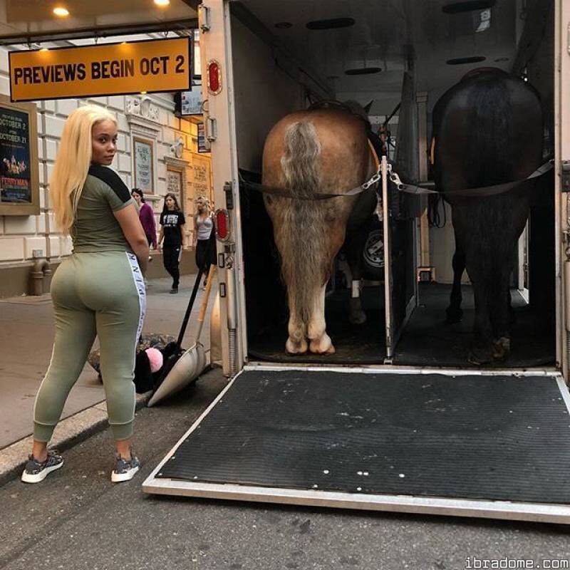 Sara Gold Nude Photos  (Iamsaragold) 26018